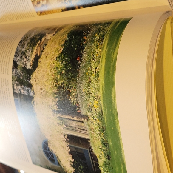 Book,Flower,"Growing Fragrant  Flowers" Lg.Coffee table book.Like NEW - Picture 7 of 16